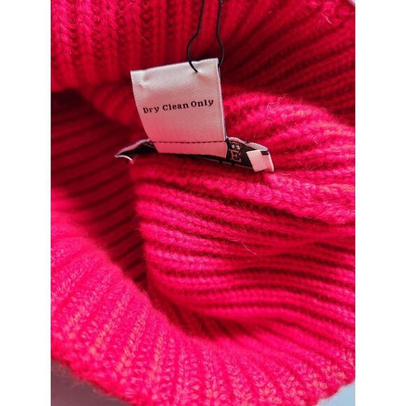 NWT Amicale Cashmere CHUNKY RIBBED CASHMERE HAT With FUR POM Red - Picture 7 of 8